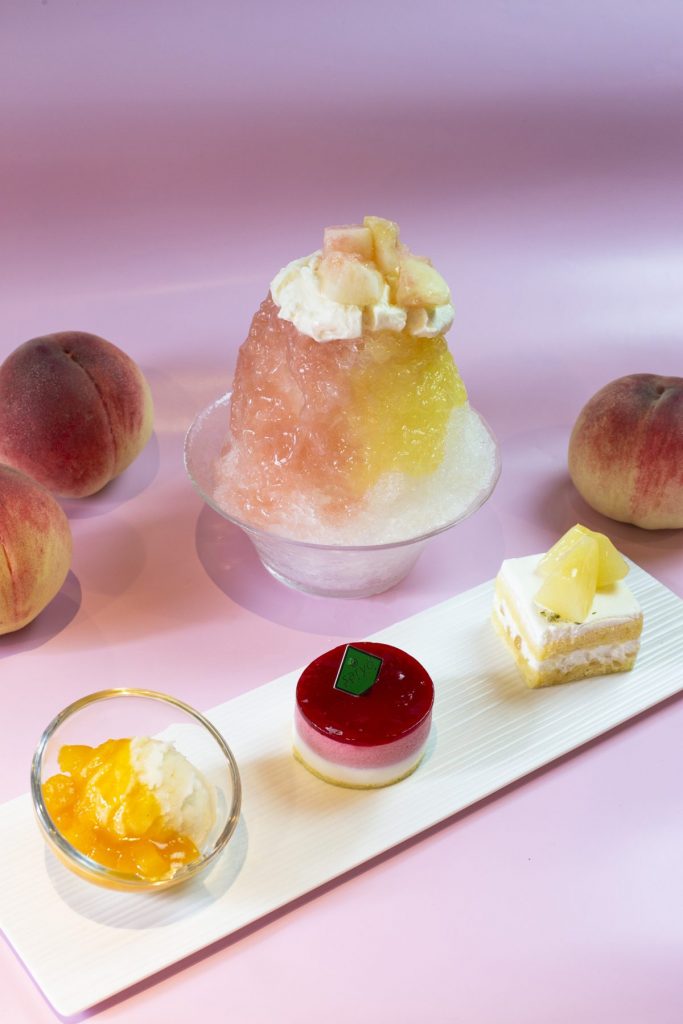 桃のプレート・かき氷